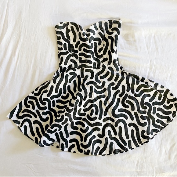 Lazy Oaf Squiggly Dress - Picture 1 of 4